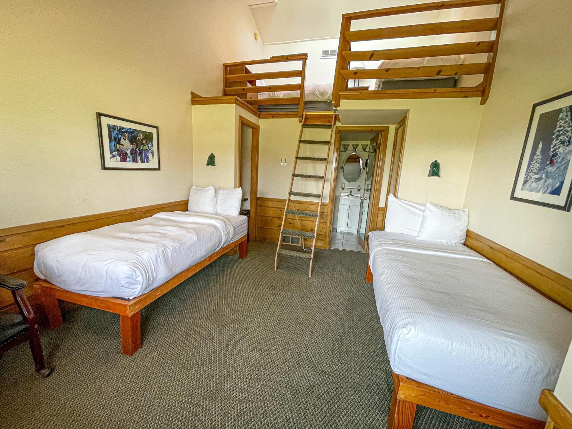 Otsego Resort Гейлорд Экстерьер фото